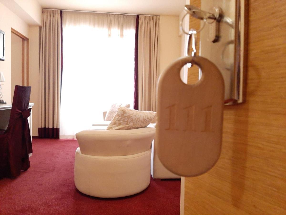 Hotel Garic Garesnica Екстериор снимка