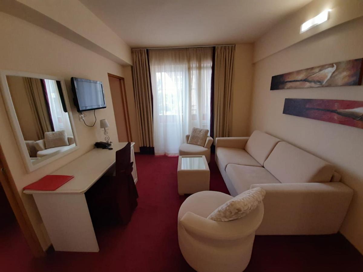 Hotel Garic Garesnica Екстериор снимка