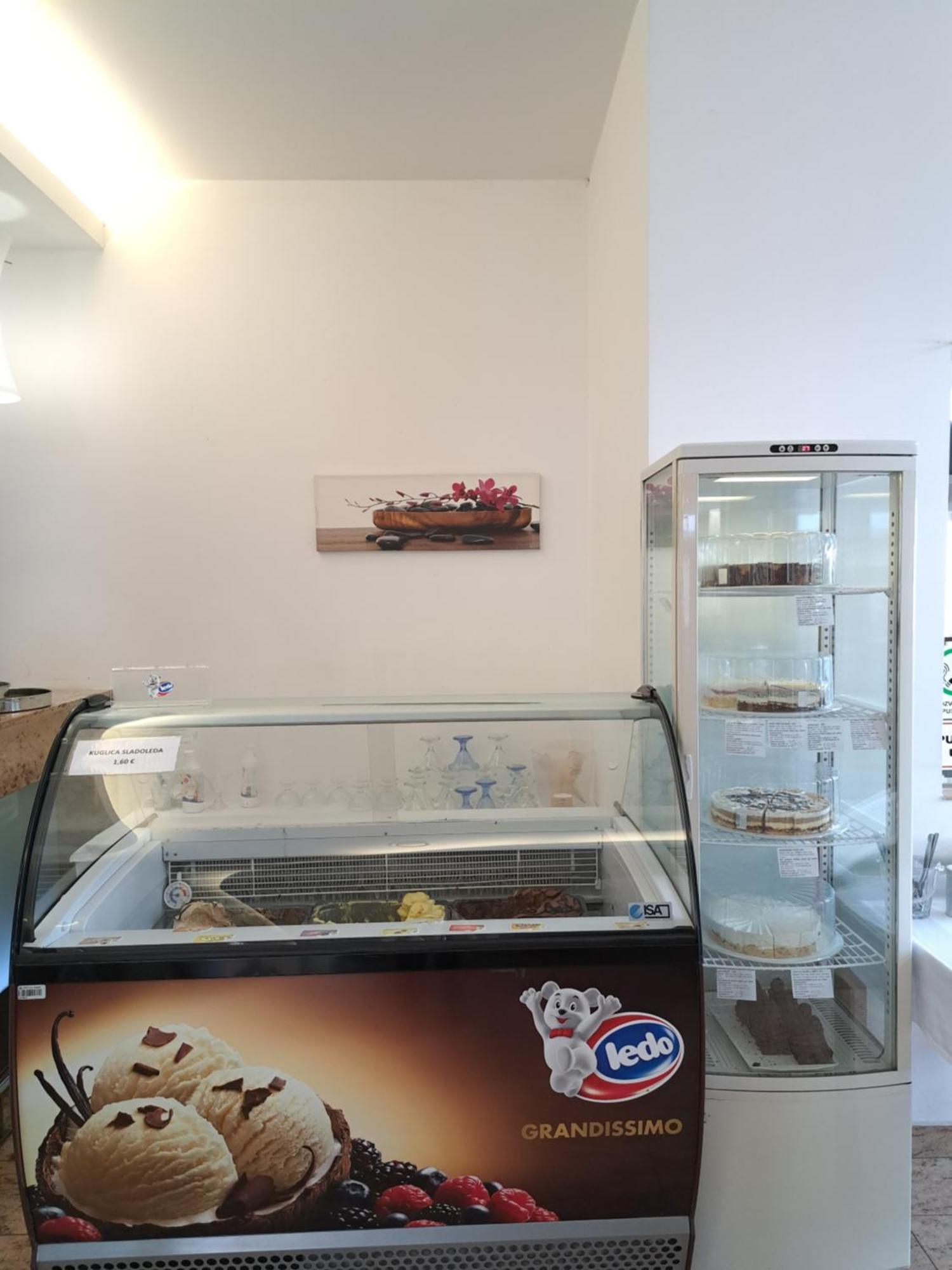 Hotel Garic Garesnica Екстериор снимка