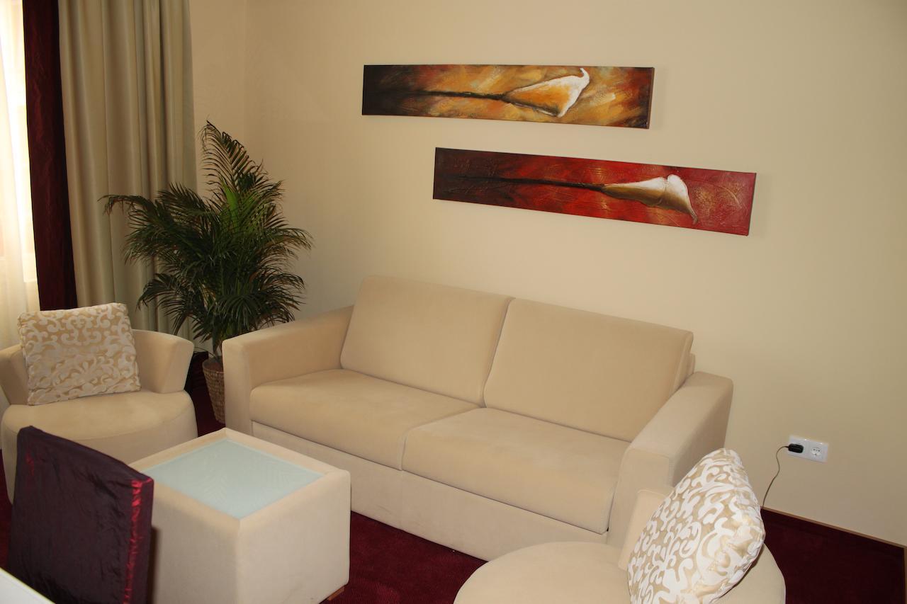 Hotel Garic Garesnica Екстериор снимка